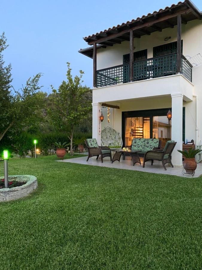 Detached Villa With Sea View Hanioti Bagian luar foto