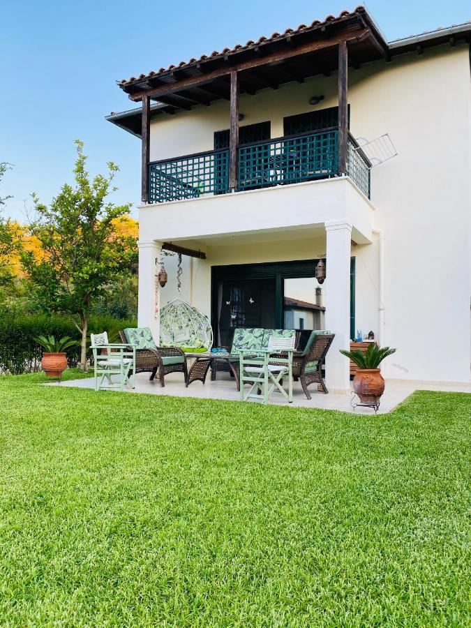 Detached Villa With Sea View Hanioti Bagian luar foto
