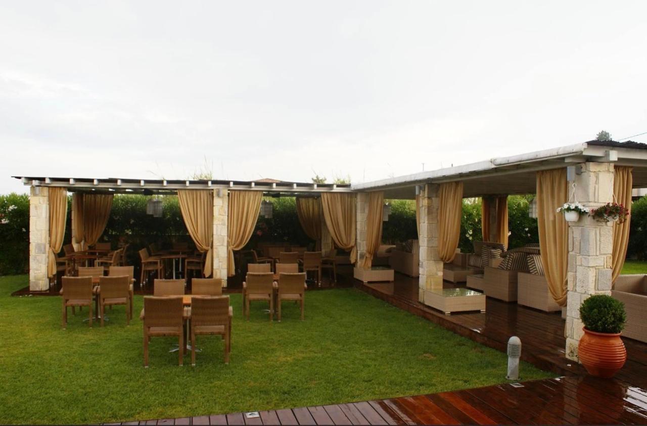 Detached Villa With Sea View Hanioti Bagian luar foto